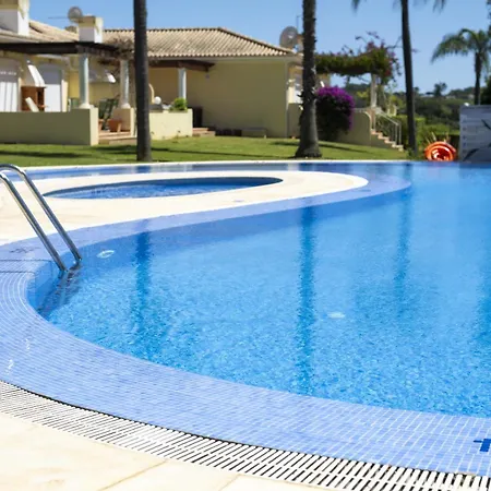 Golf Garden With Pool By Hd * فيلامورا