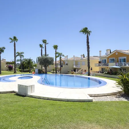 فيلة Golf Garden With Pool By Hd